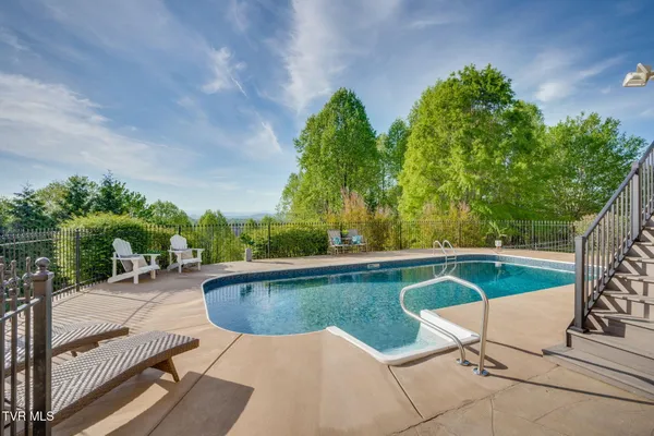 $900,000 | 280 Alpine Trail, Kingsport, TN 37663