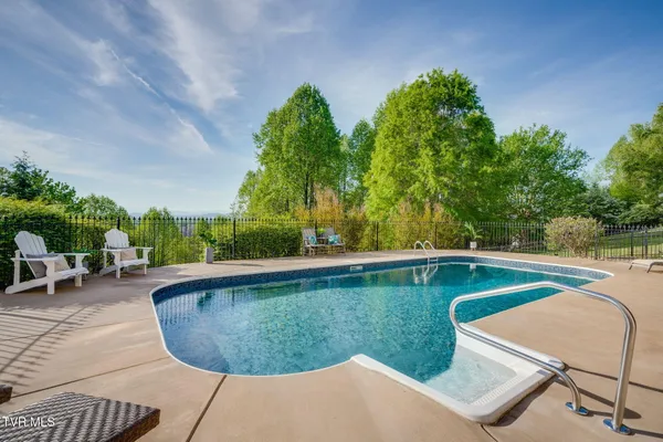 $900,000 | 280 Alpine Trail, Kingsport, TN 37663