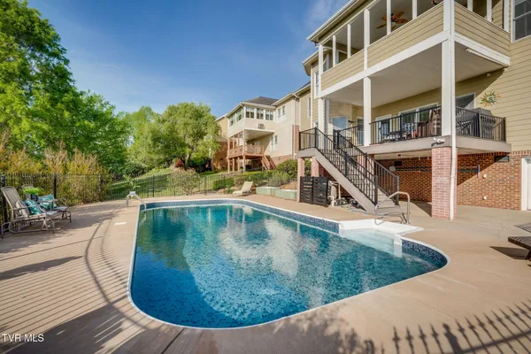 $900,000 | 280 Alpine Trail, Kingsport, TN 37663