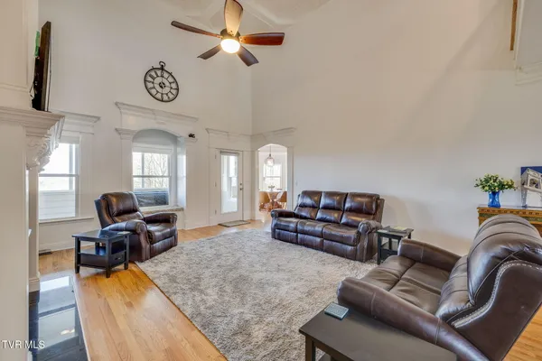 $900,000 | 280 Alpine Trail, Kingsport, TN 37663