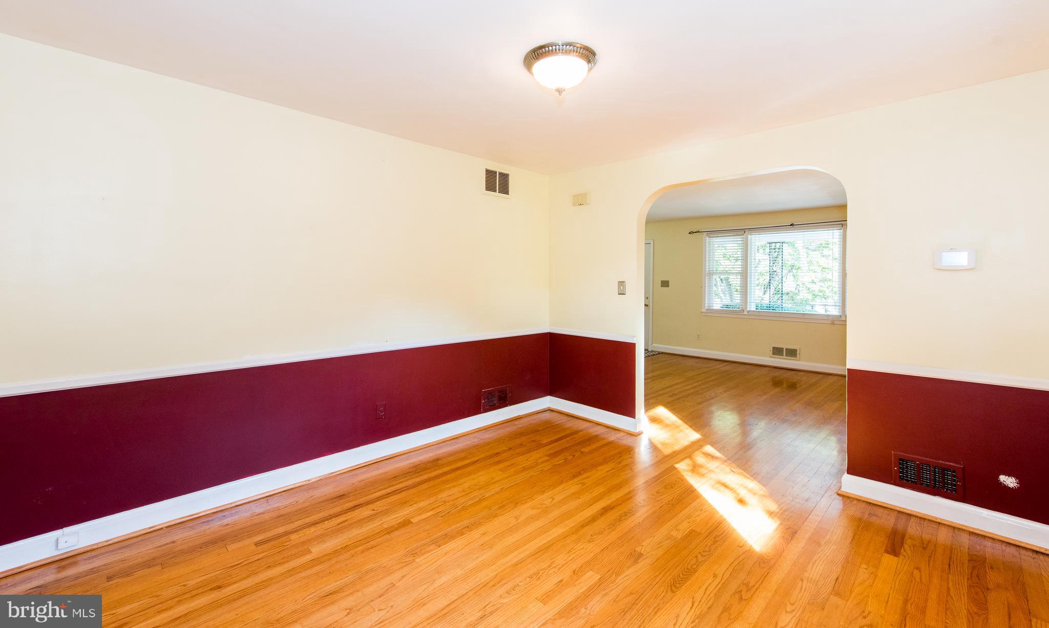1933 Old Frederick Road Catonsville, MD 21228 - Photo 11 of 30 Dining Room