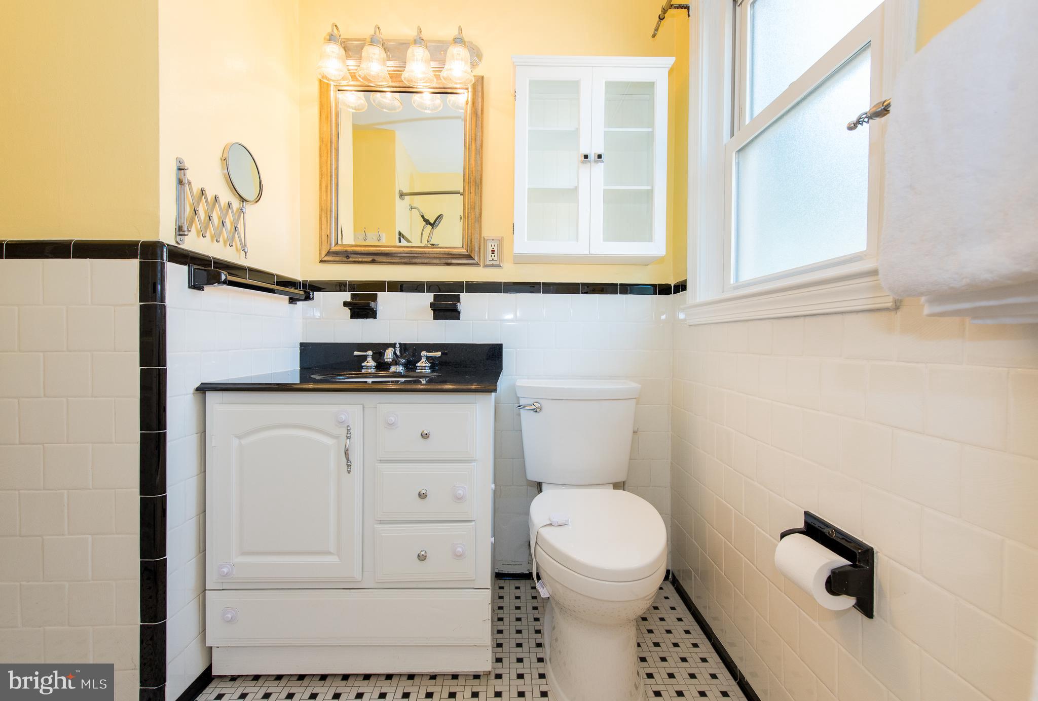 1933 Old Frederick Road Catonsville, MD 21228 - Photo 18 of 30 Bathroom