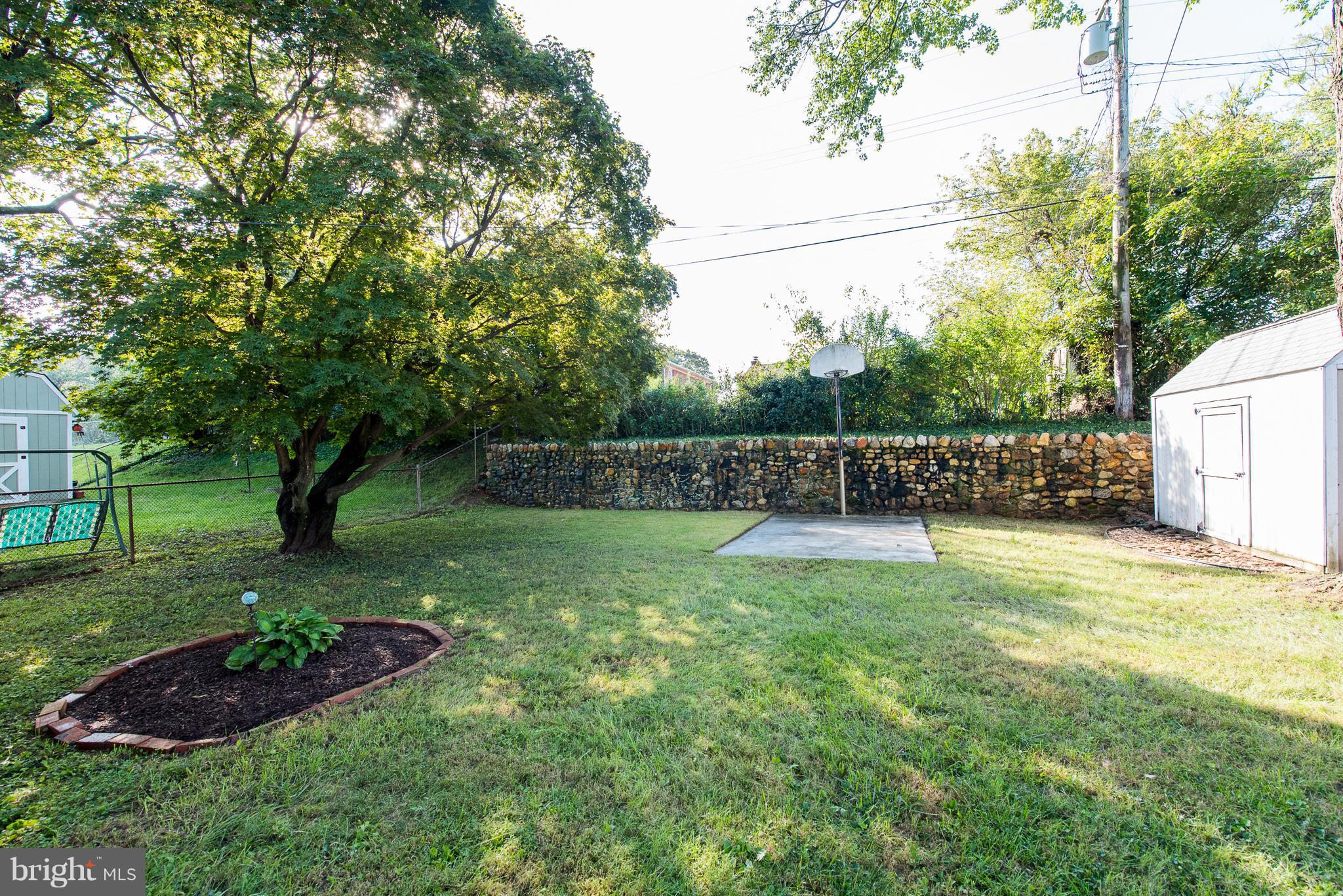 1933 Old Frederick Road Catonsville, MD 21228 - Photo 30 of 30 Yard