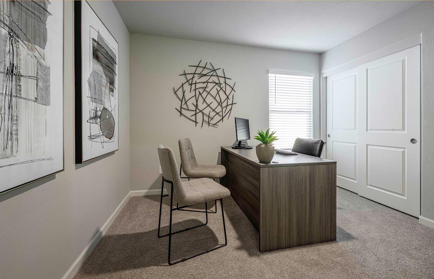 1553 Seneca Drive, Unit 86 Madera, CA 93637 - Photo 19 of 21 a dining room with furniture and window