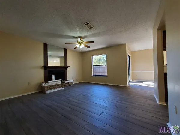 $1,350 | 5213 Blair Lane, Unit C, Baton Rouge, LA 70809