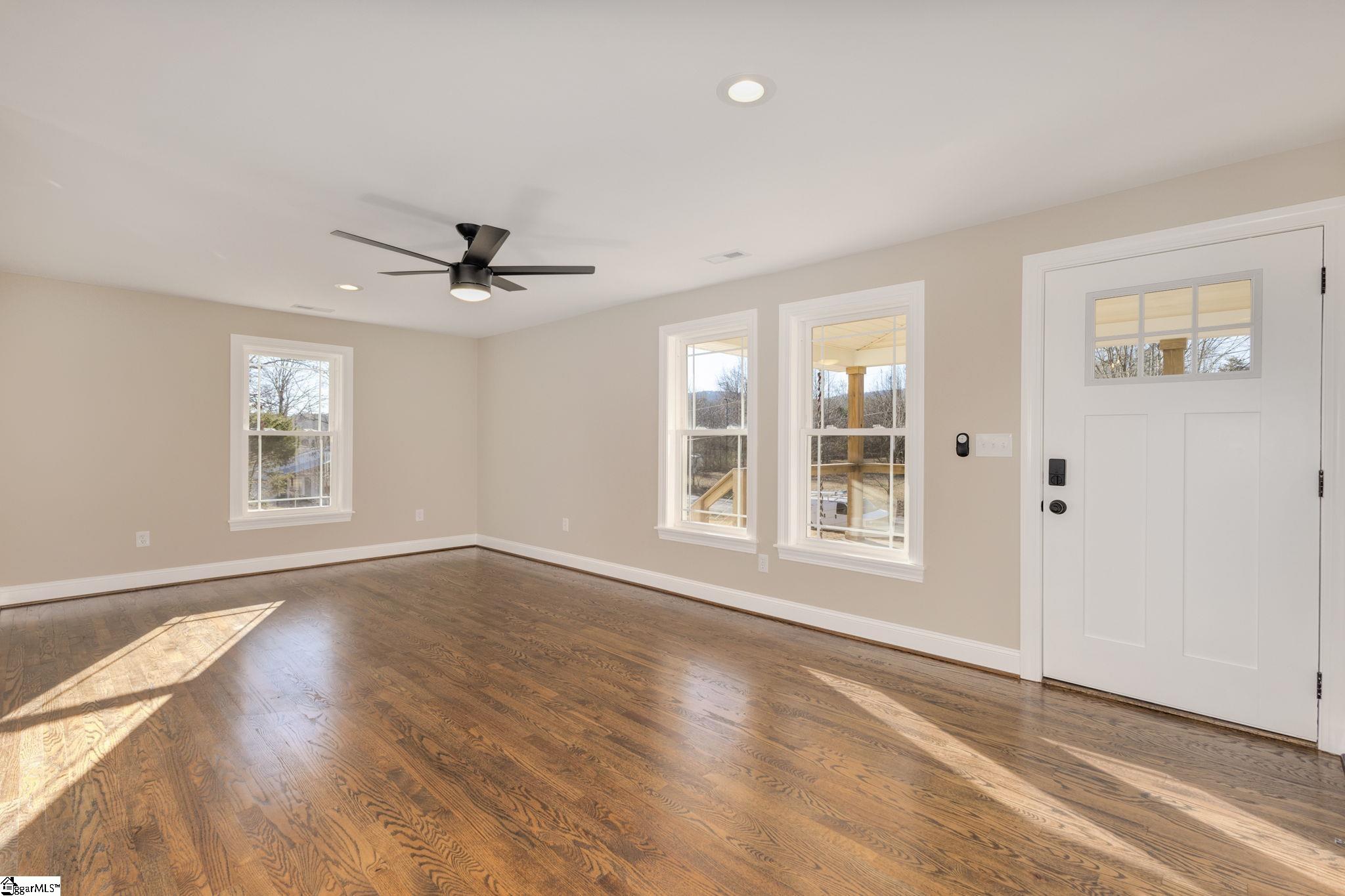 643 Enoree Road Travelers Rest, SC 29690 - Photo 3 of 36 Gallery Image 3