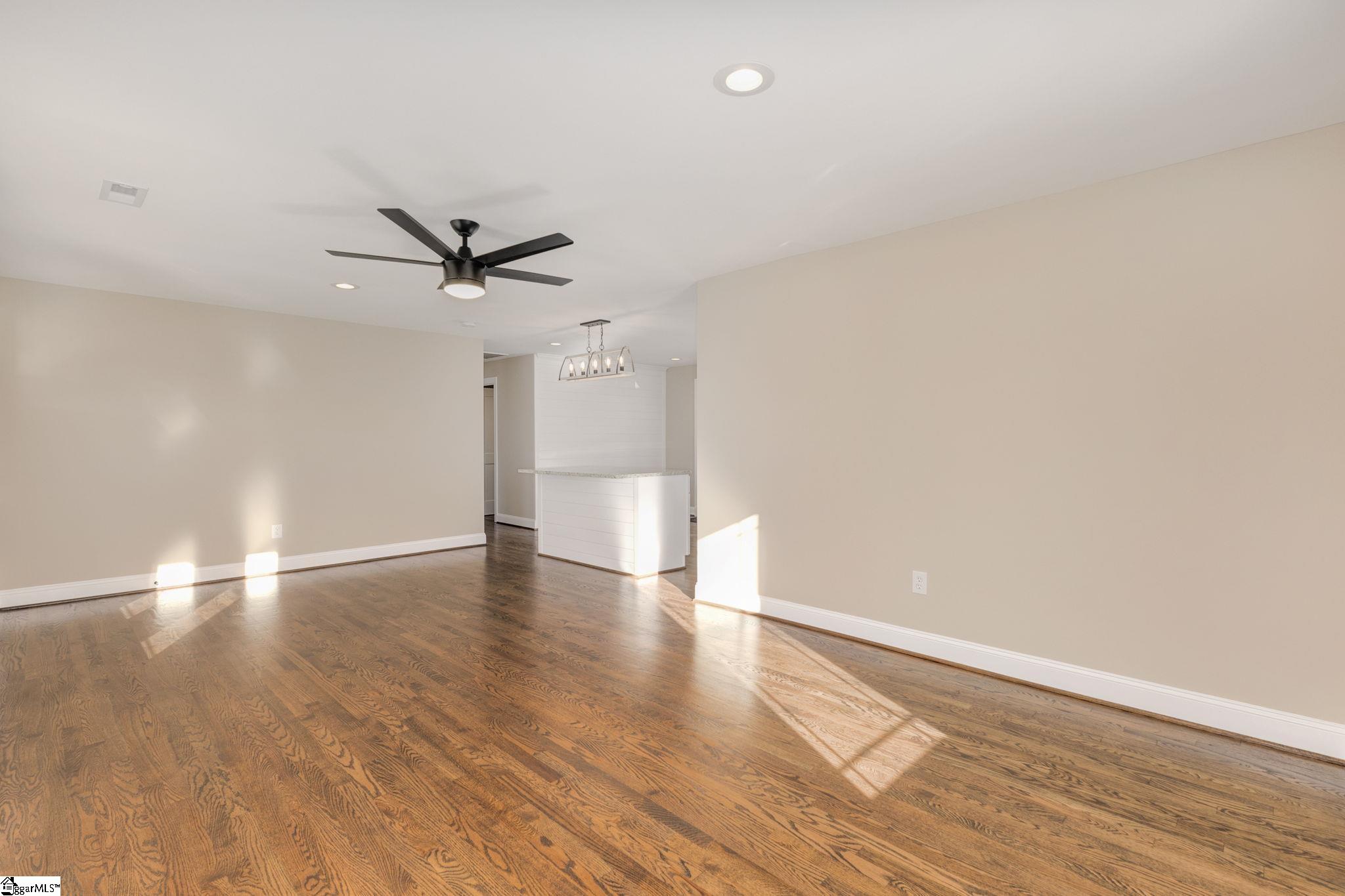643 Enoree Road Travelers Rest, SC 29690 - Photo 5 of 36 Gallery Image 5