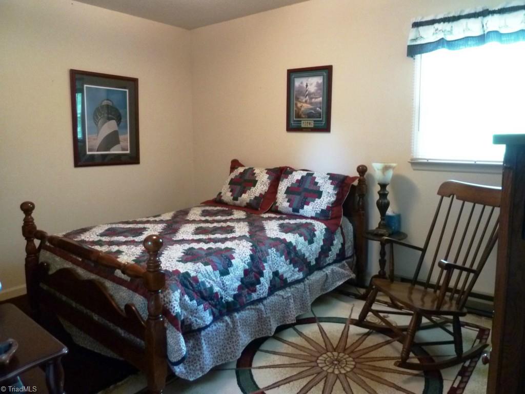 8100 Easley Road Walnut Cove, NC 27052 - Photo 14 of 22 2nd bedroom
