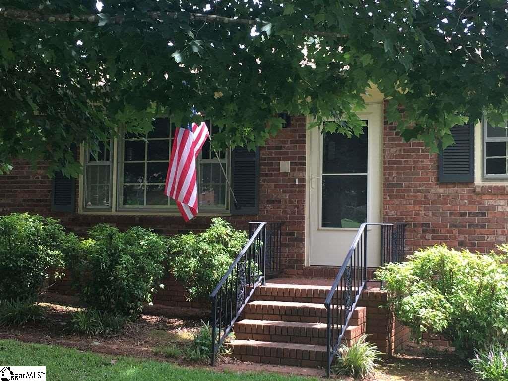215 Granger Road Spartanburg, SC 29306 - Photo 1 of 34 Gallery Image 1