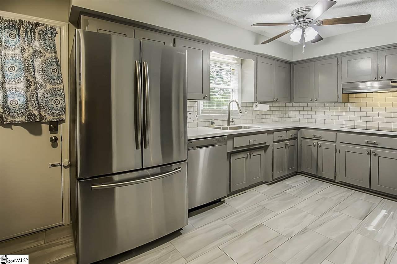 215 Granger Road Spartanburg, SC 29306 - Photo 4 of 34 Gallery Image 4