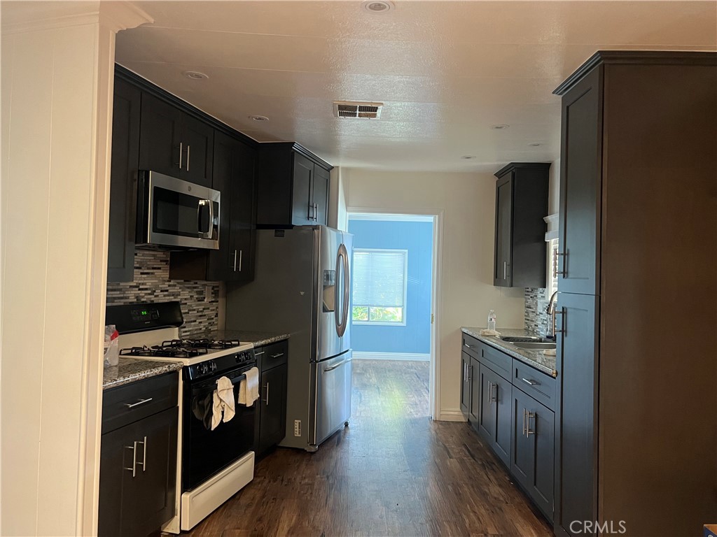 1560 Massachusetts, Unit 89 Riverside, CA 92507 - Photo 8 of 20 Gallery Image 8