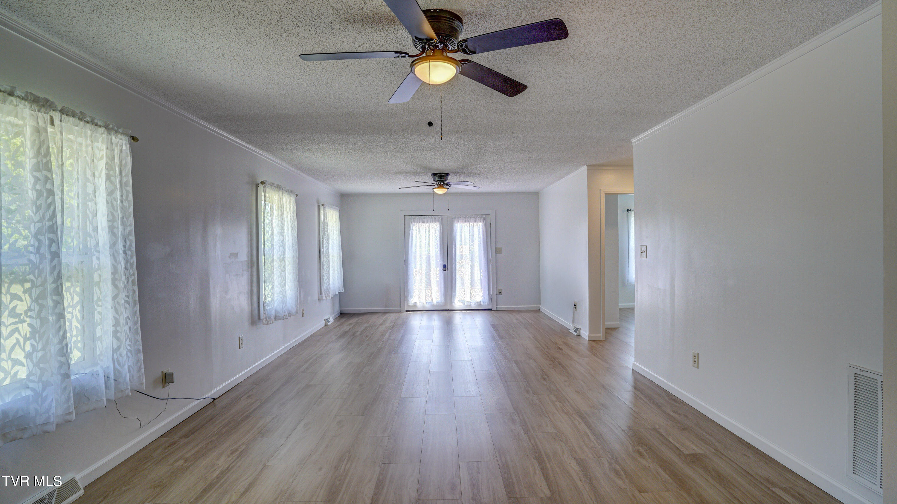 411 Culver Road Limestone, TN 37681 - Photo 24 of 58 Living & Dining
