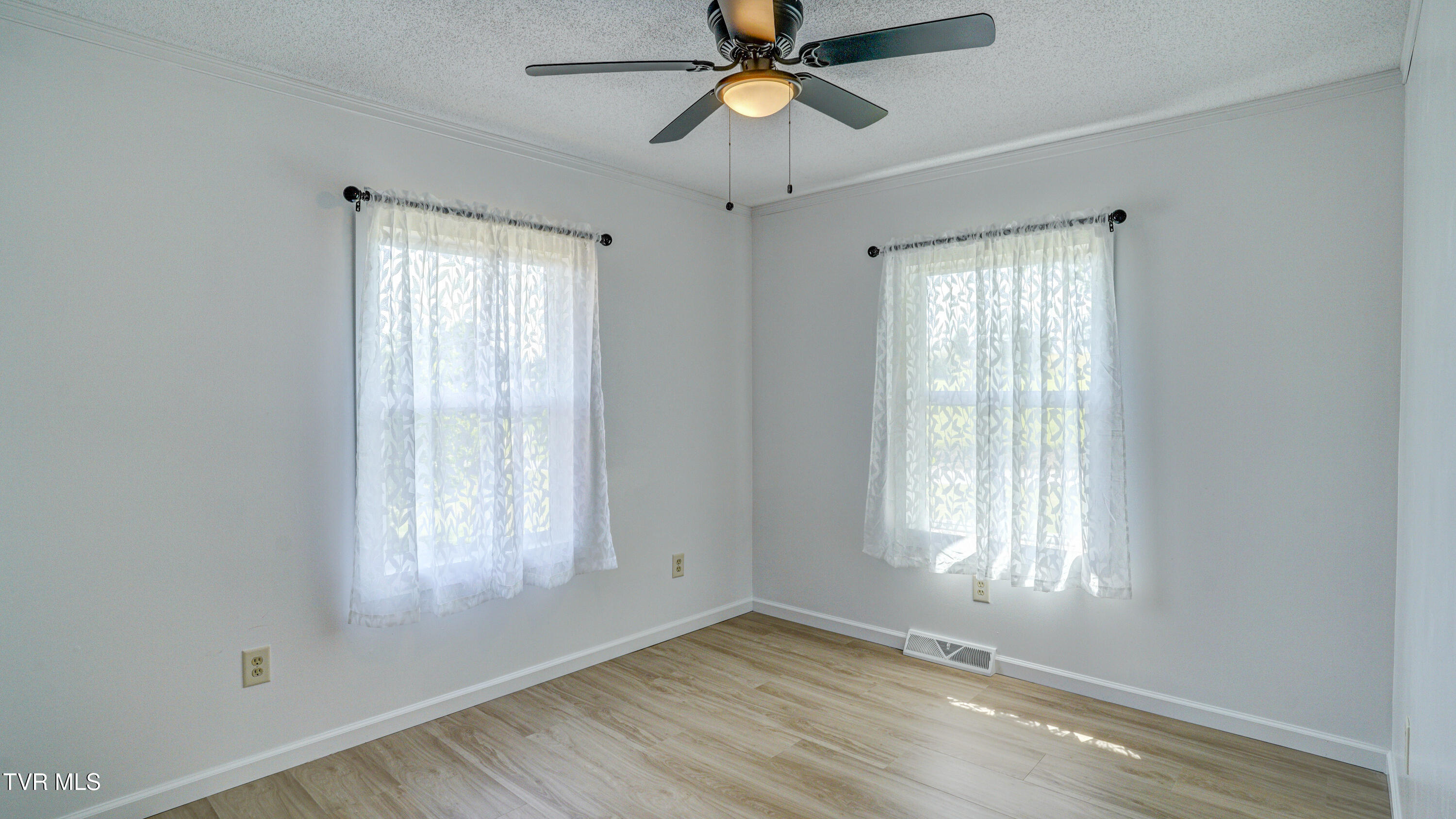 411 Culver Road Limestone, TN 37681 - Photo 35 of 58 Bedroom 3