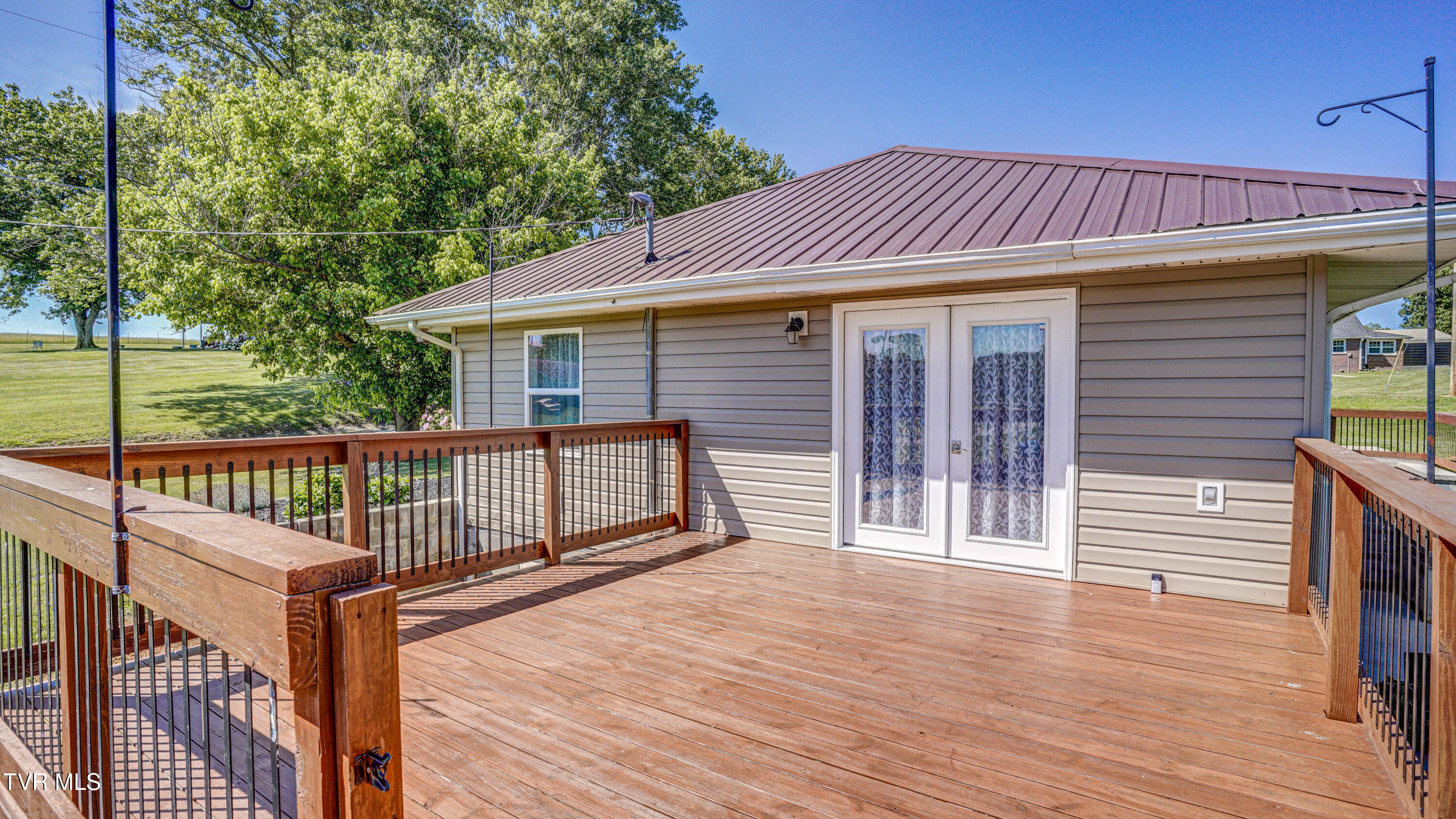 411 Culver Road Limestone, TN 37681 - Photo 5 of 58 Right Side Deck