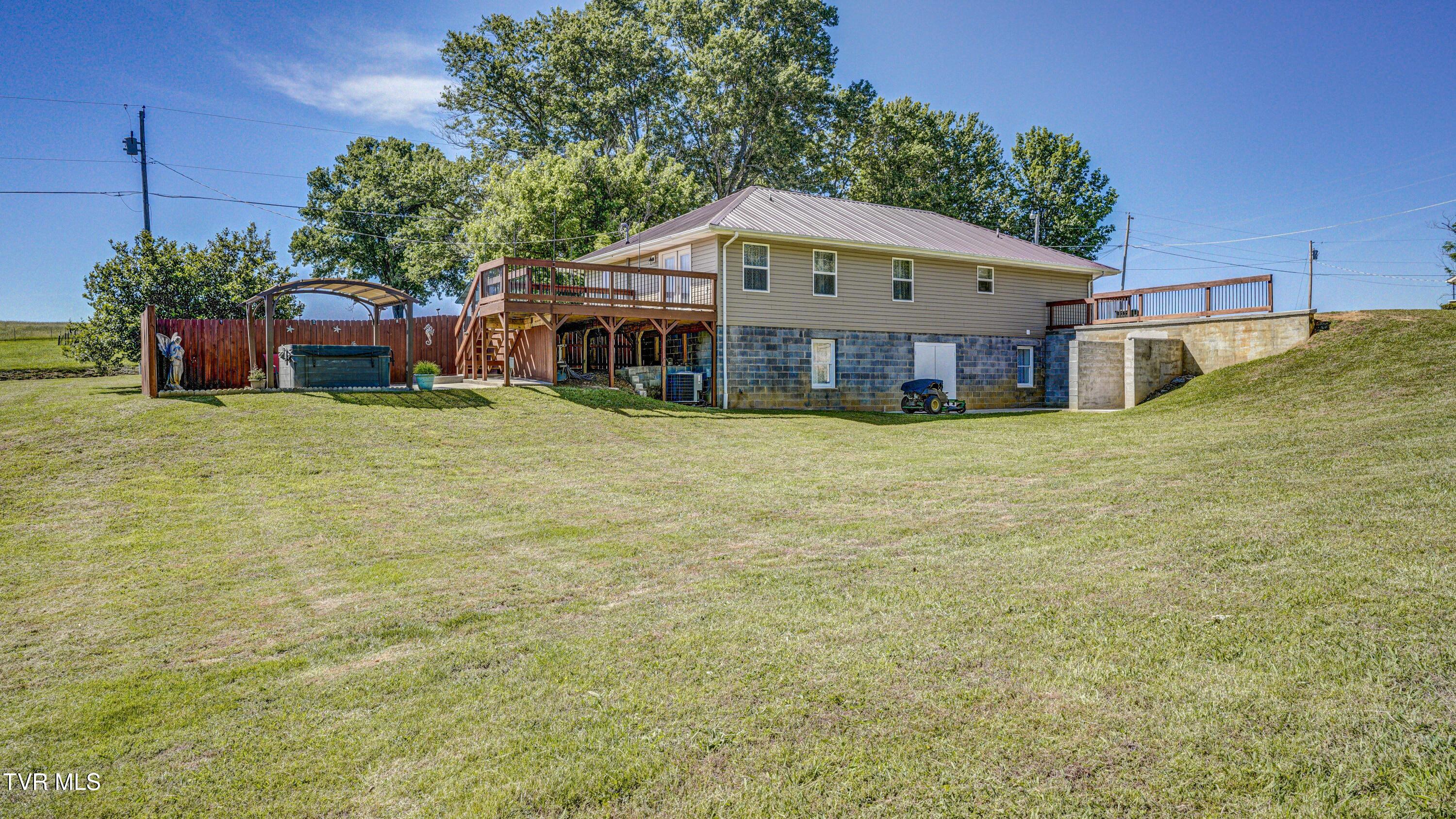 411 Culver Road Limestone, TN 37681 - Photo 8 of 58 Back of house