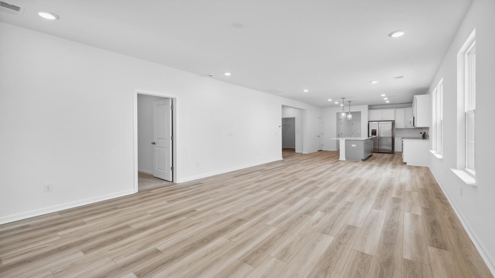 458 Cadbury Loop Summerville, SC 29486 - Photo 10 of 21 Living Room