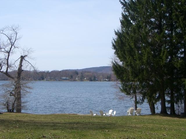 1136-71 Barker Road, Unit 71 Pittsfield, MA 01201 - Photo 25 of 28 71 south pond 028