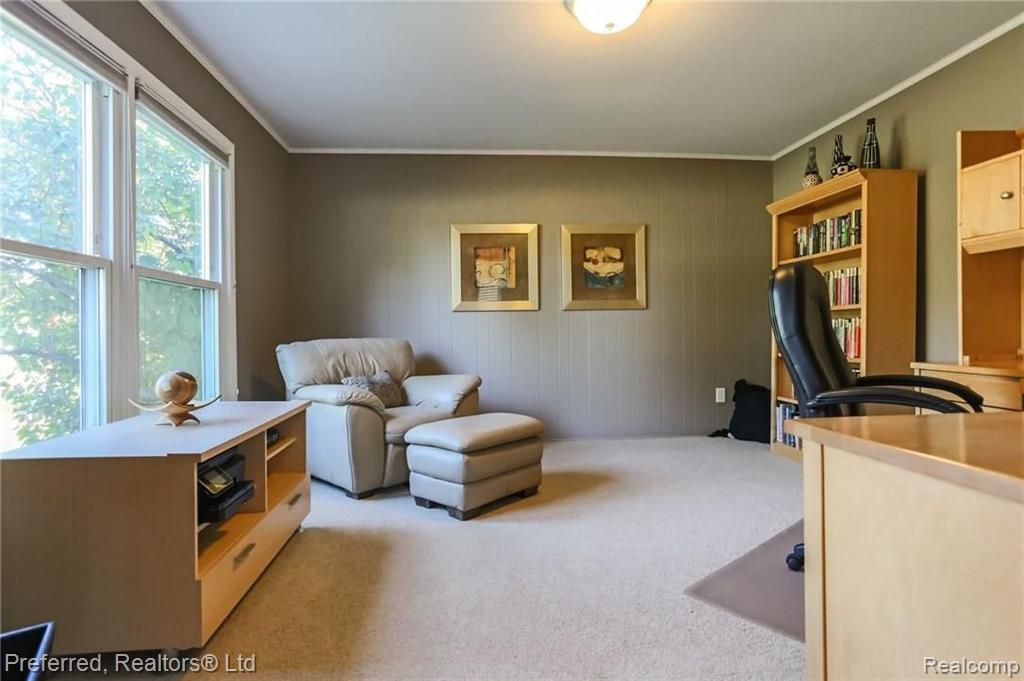 36133 Johnstown Road Farmington Hills, MI 48335 - Photo 13 of 49