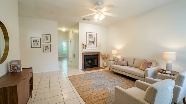 $1,475 | 106 East 30th Street, Unit 101, Austin, TX 78705