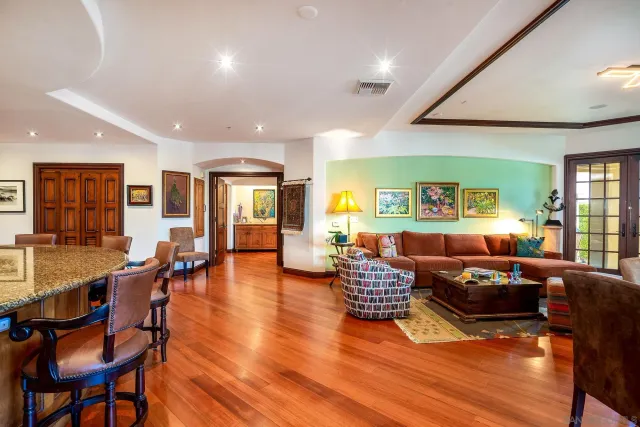 $2,190,000 | 120 C Avenue, Unit 208, Coronado, CA 92118