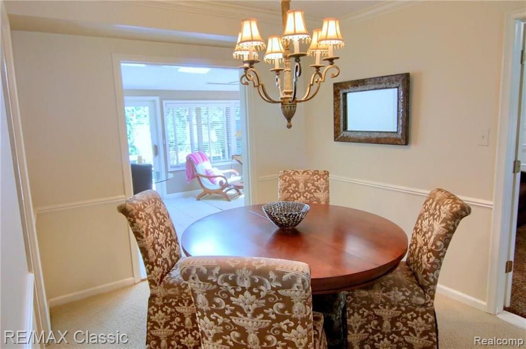 6044 Worlington Road Bloomfield Hills, MI 48301 - Photo 6 of 34