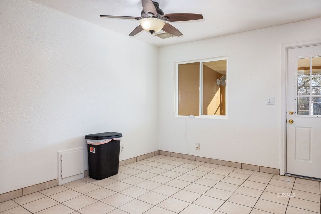 824 South Sunset Street Ridgecrest, CA 93555 - Photo 13 of 39