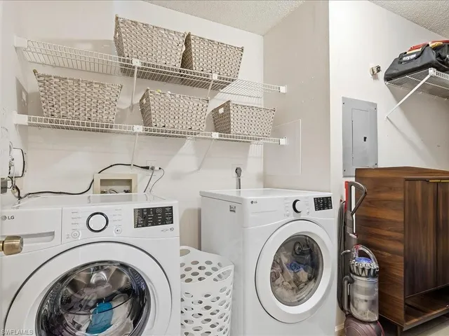 $339,500 | 5767 Deauville Circle, Unit D305, Naples, FL 34112