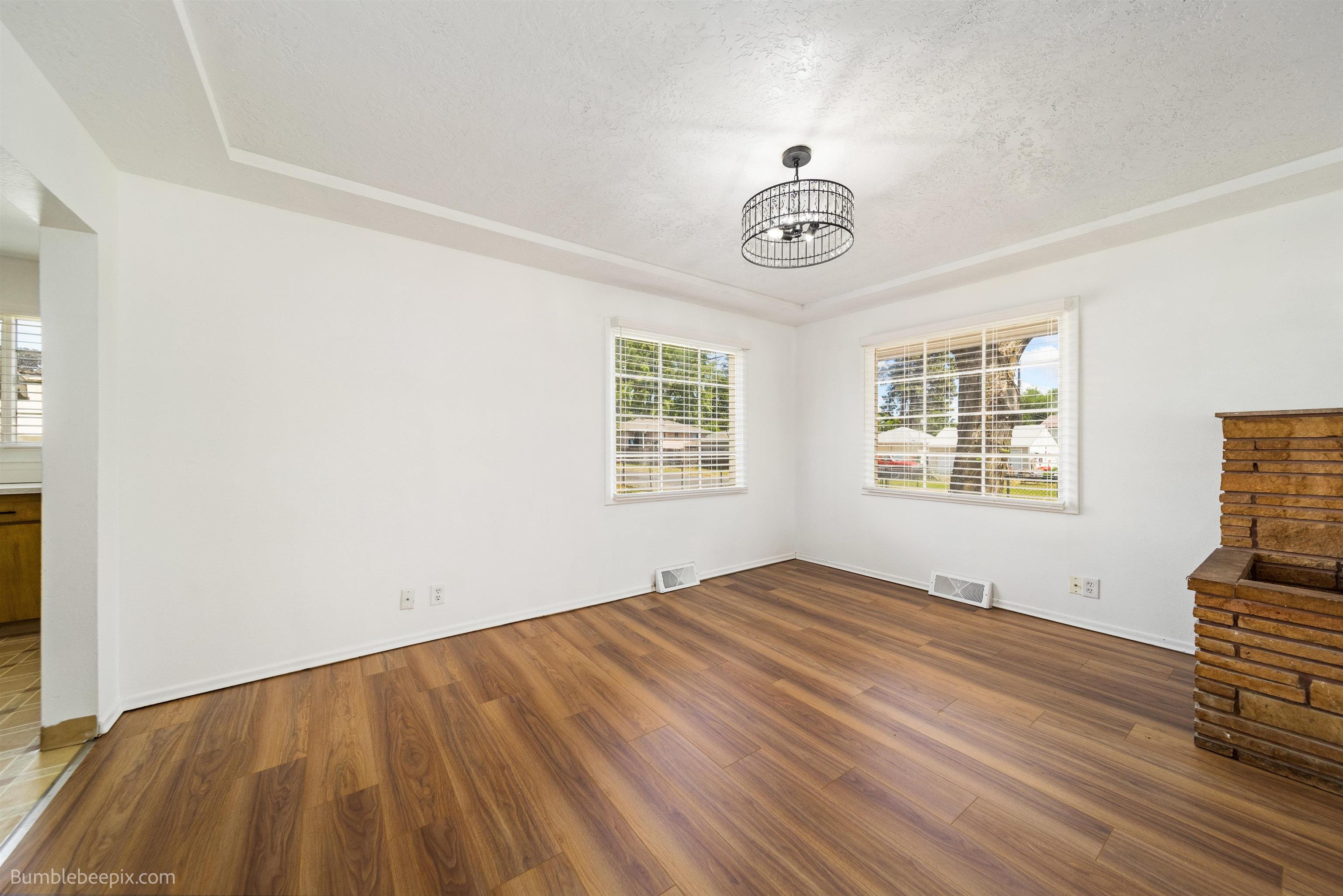 1306 West Joseph Avenue Spokane, WA 99205 - Photo 11 of 38 Gallery Image 11
