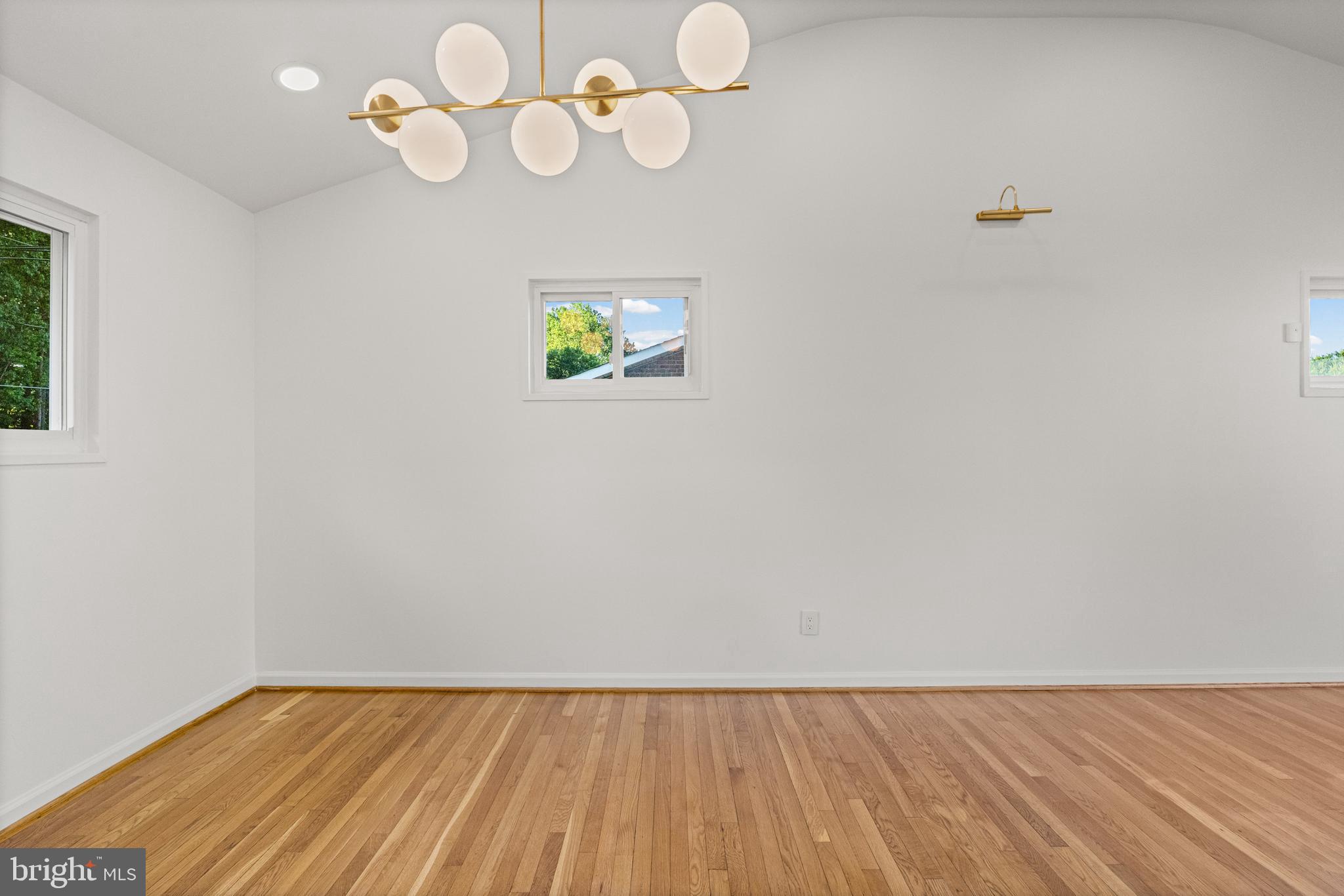 3311 Southgreen Road Baltimore, MD 21244 - Photo 7 of 34