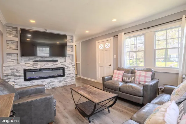 $3,200 | 114 Colburn Drive, Manassas Park, VA 20111