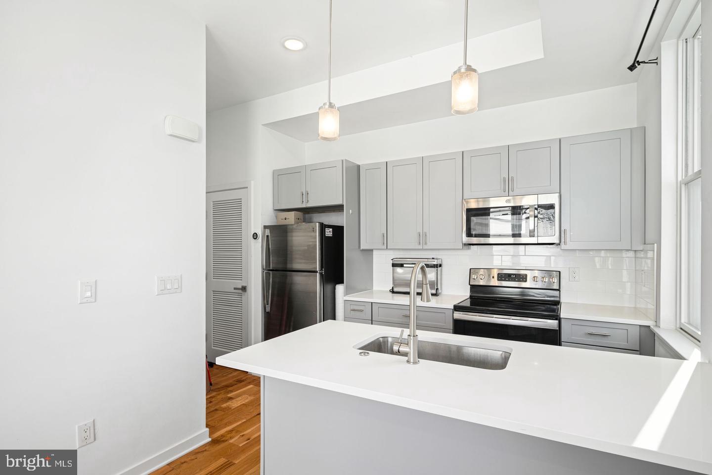 2722 Master Street Philadelphia, PA 19121 - Photo 2 of 23 Gallery Image 2