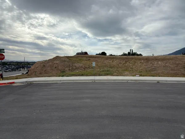 $890,000 | 756 West Union Bench Drive, Unit 255, Mapleton, UT 84664