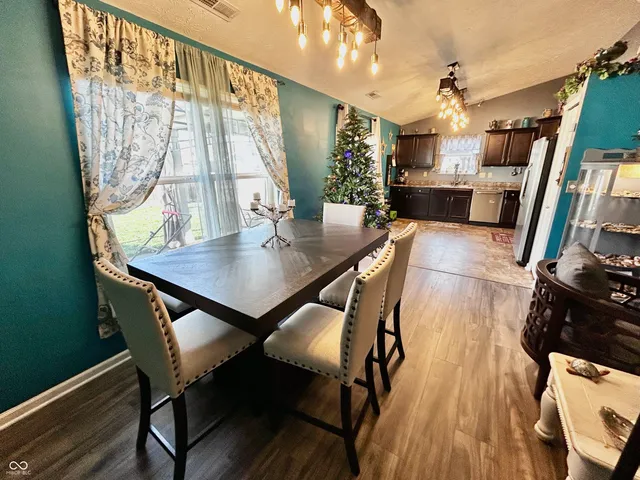 $274,900 | 2425 Bristol Drive, Franklin, IN 46131