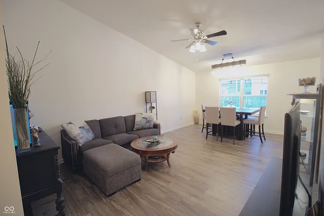 $265,000 | 2425 Bristol Drive, Franklin, IN 46131