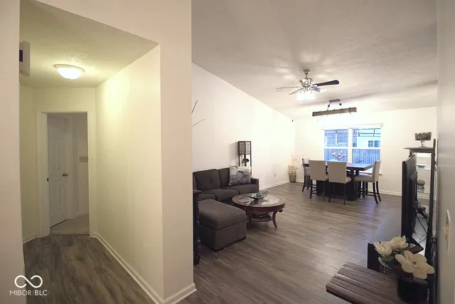 $265,000 | 2425 Bristol Drive, Franklin, IN 46131