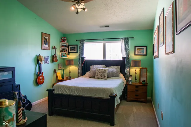 $274,900 | 2425 Bristol Drive, Franklin, IN 46131