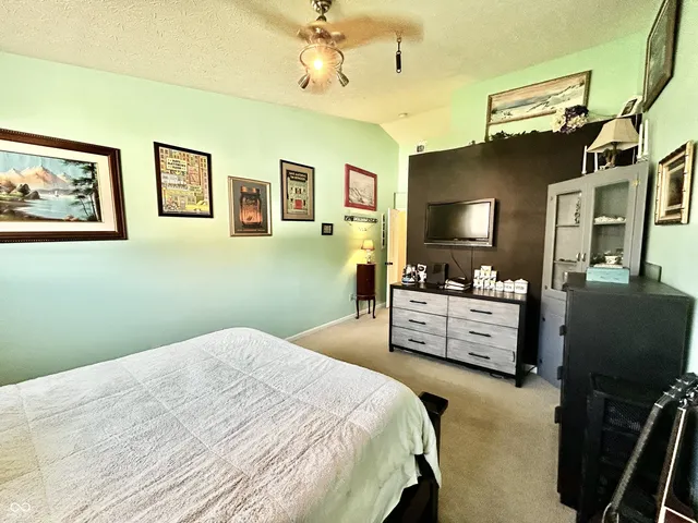 $274,900 | 2425 Bristol Drive, Franklin, IN 46131