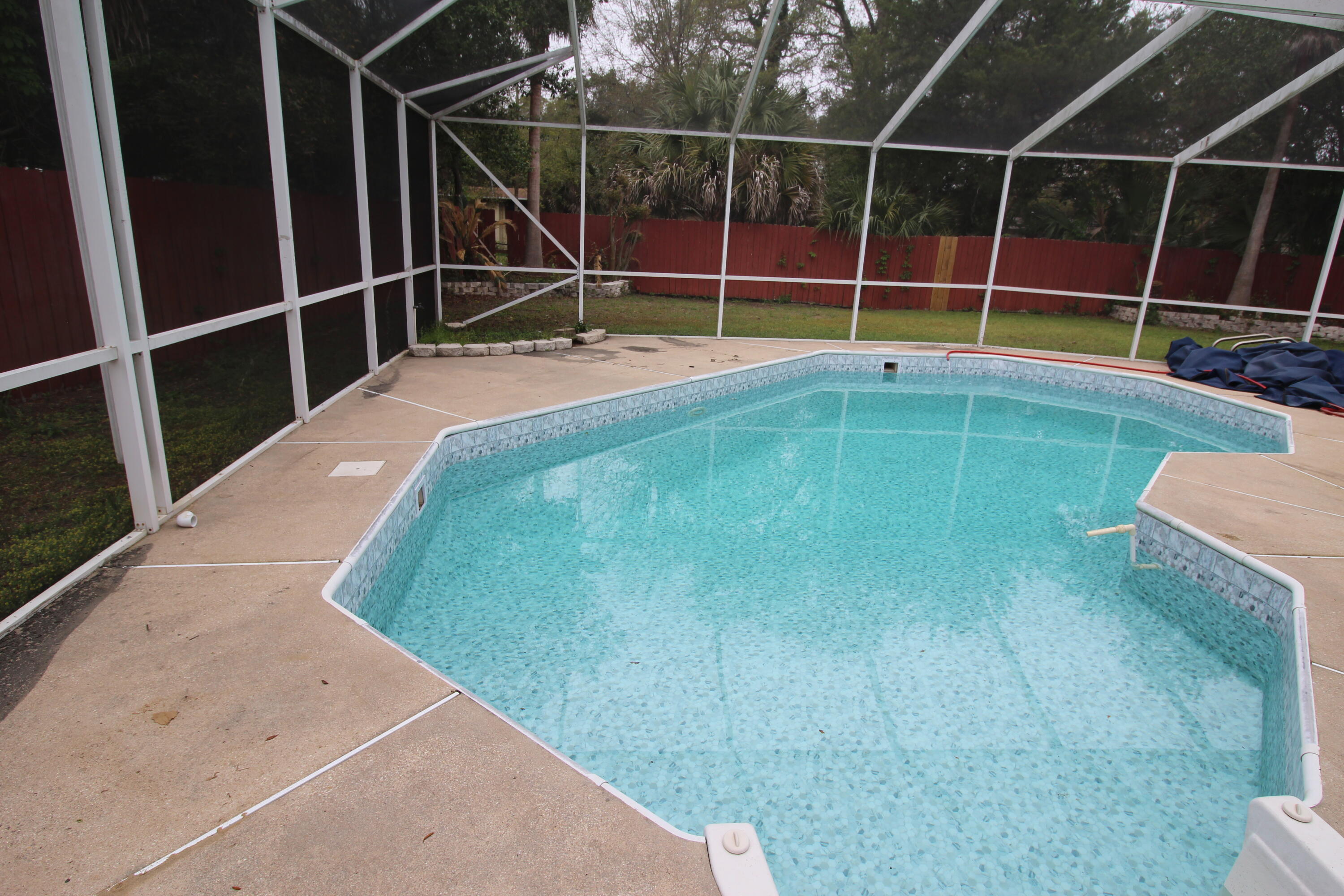 103 Thornhill Road Fort Walton Beach, FL 32547 - Photo 19 of 26 Pool