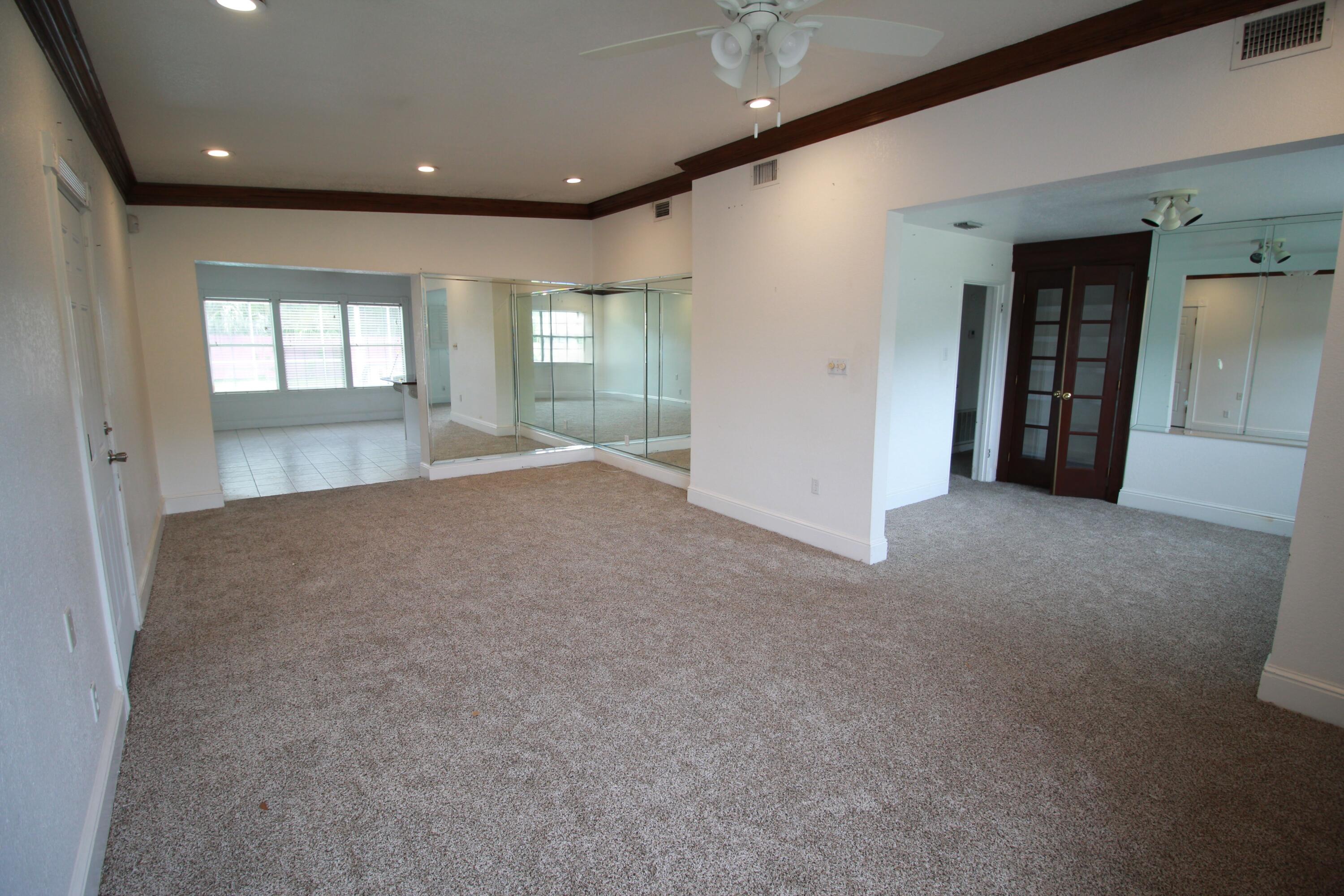 103 Thornhill Road Fort Walton Beach, FL 32547 - Photo 3 of 26 Living