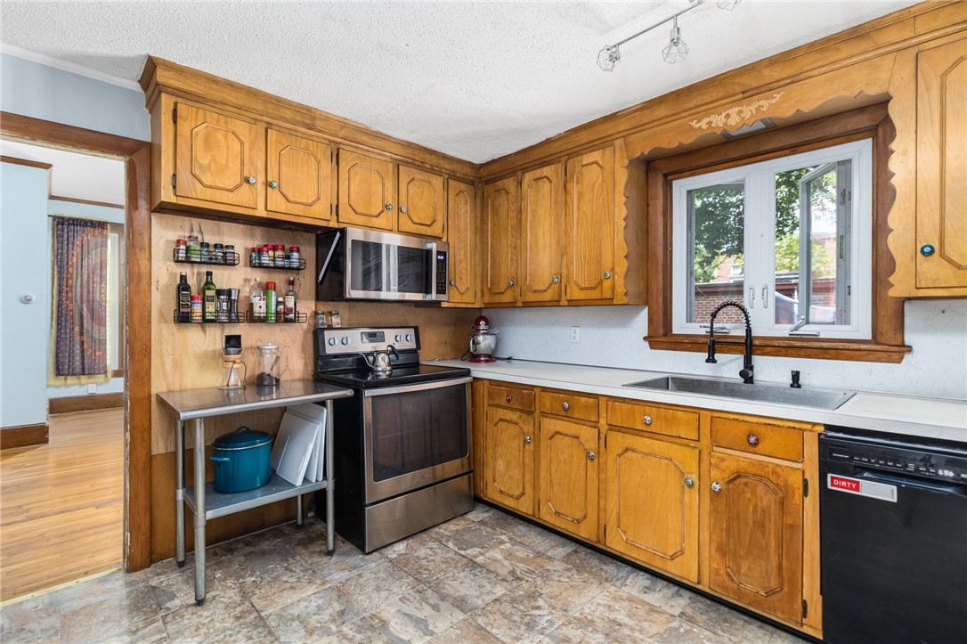 65 Coe Street Woonsocket, RI 02895 - Photo 15 of 44 Gallery Image 15
