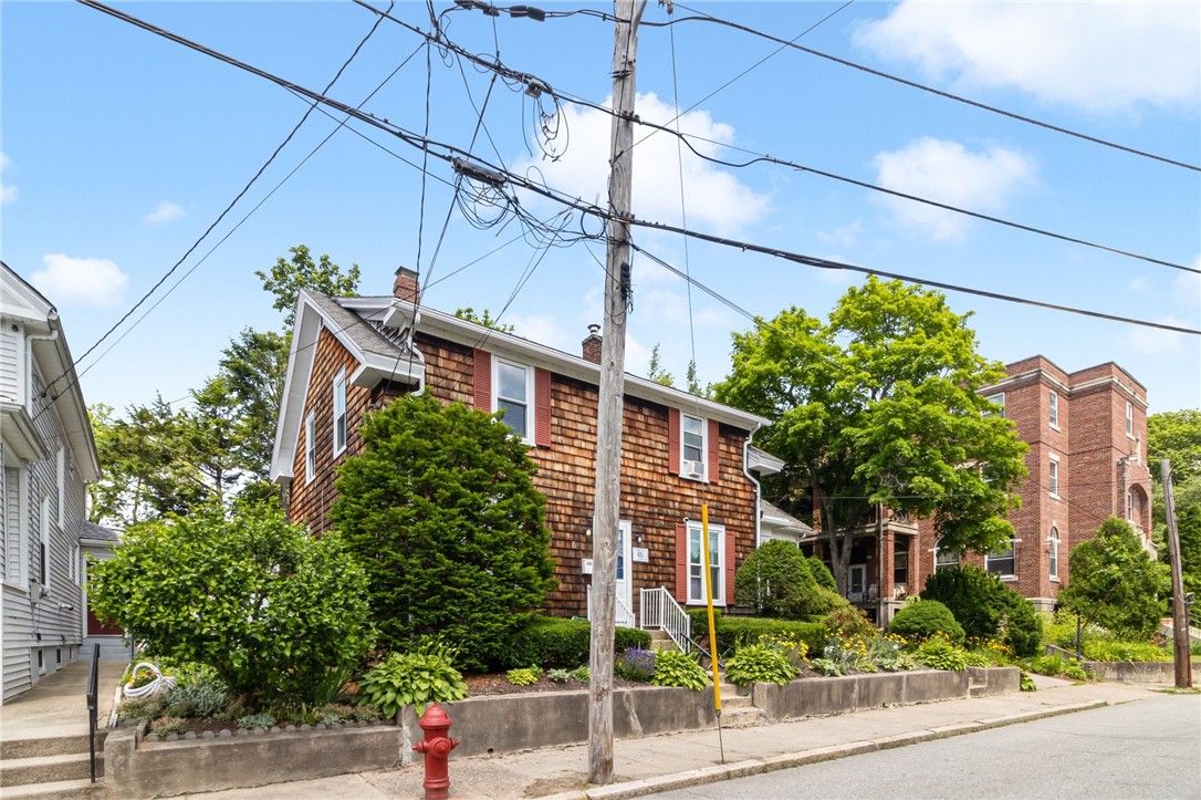 65 Coe Street Woonsocket, RI 02895 - Photo 3 of 44 Gallery Image 3
