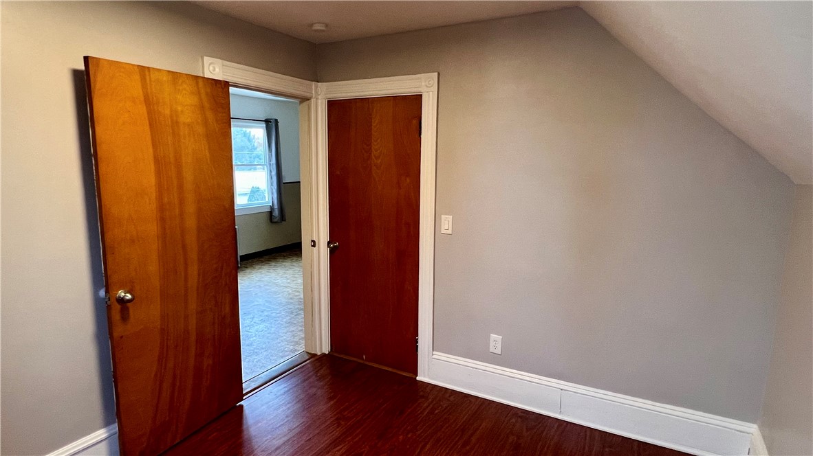 36 Messina Street Providence, RI 02908 - Photo 6 of 25