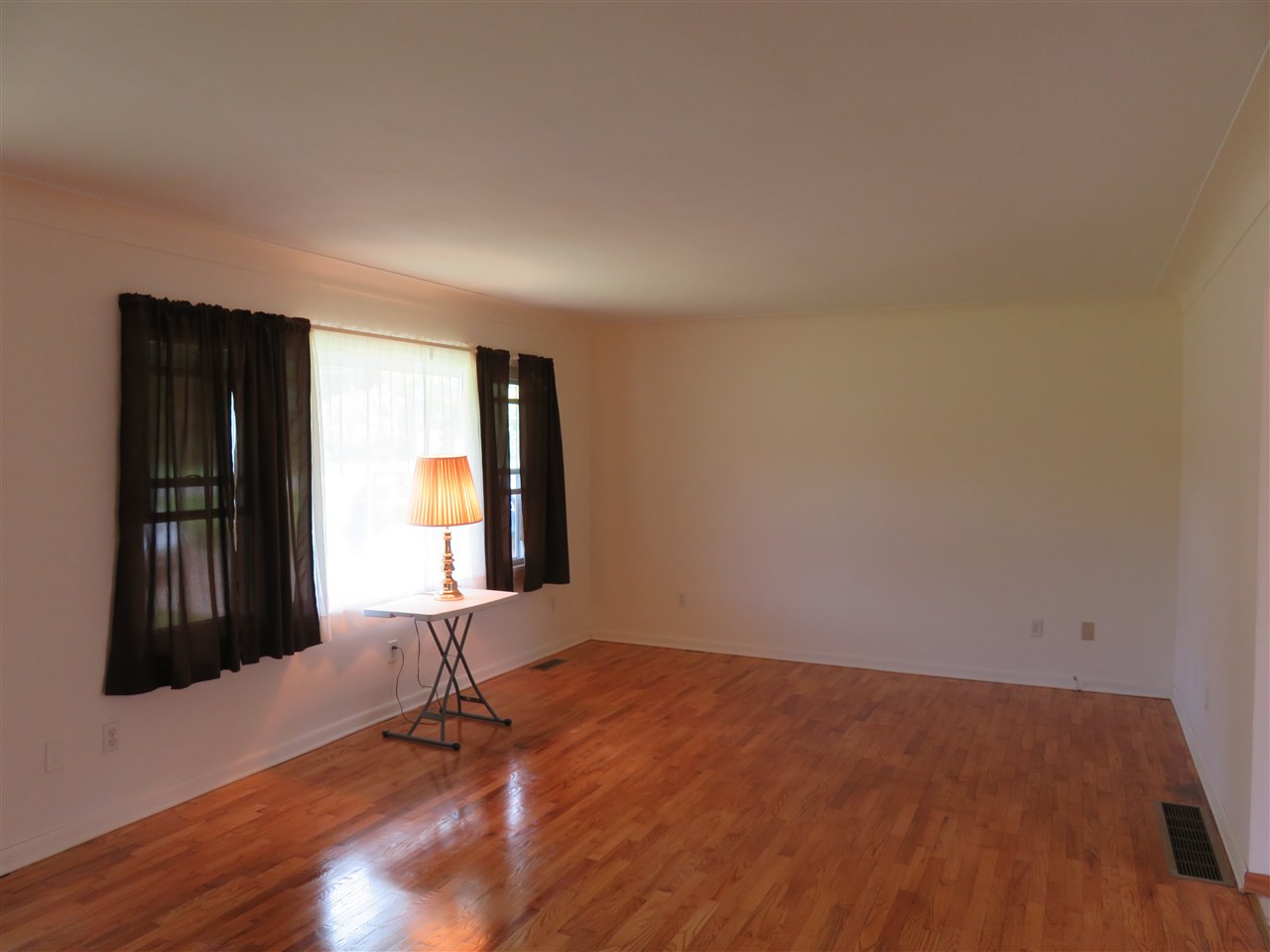 2190 Haslett Road Williamston, MI 48895 - Photo 4 of 19