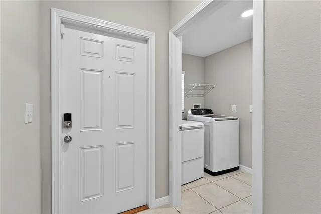 $299,900 | 934 Fennel Seed Way, Ruskin, FL 33570