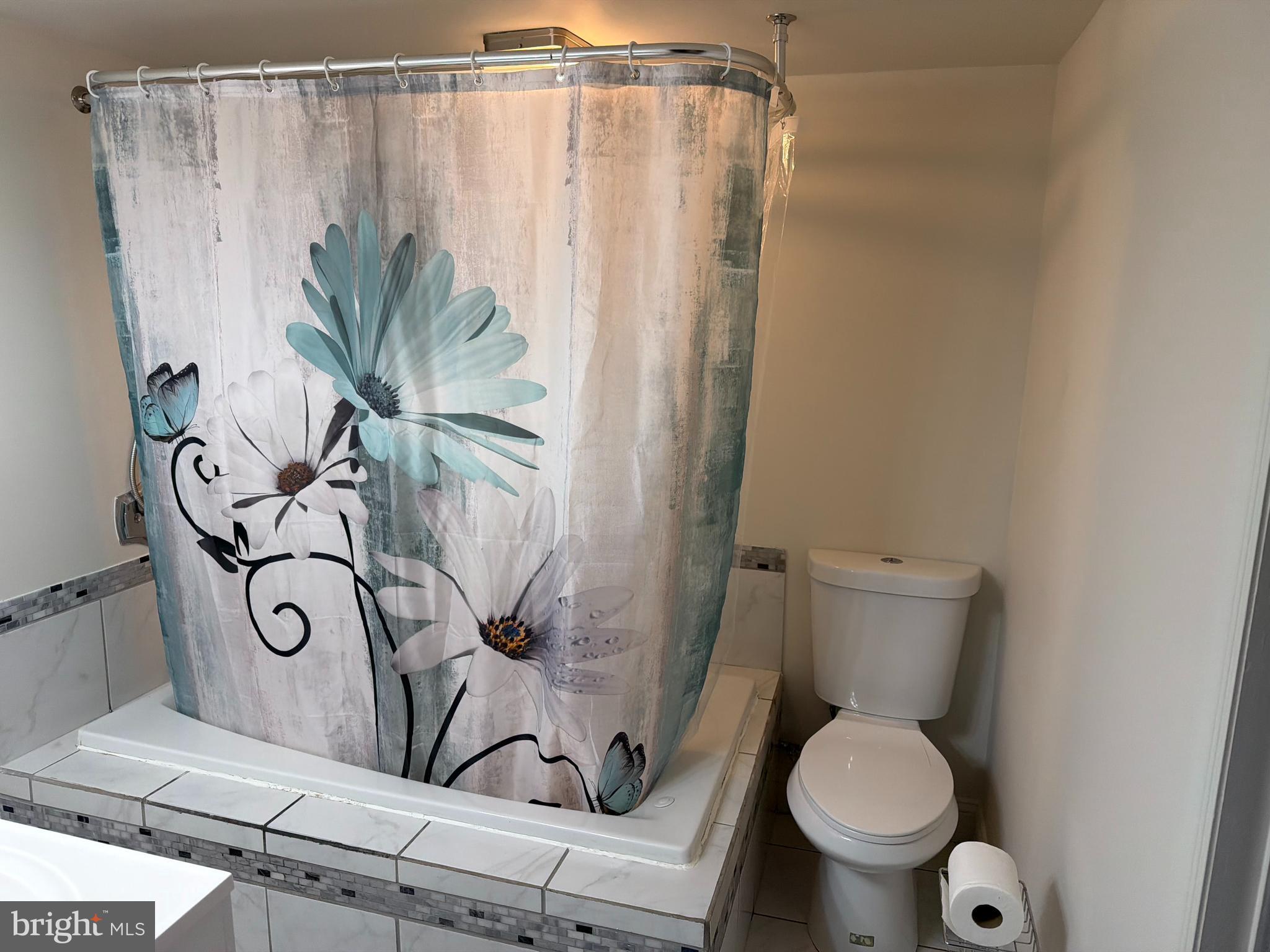2744 Plainfield Road Baltimore, MD 21222 - Photo 14 of 23 Gallery Image 14