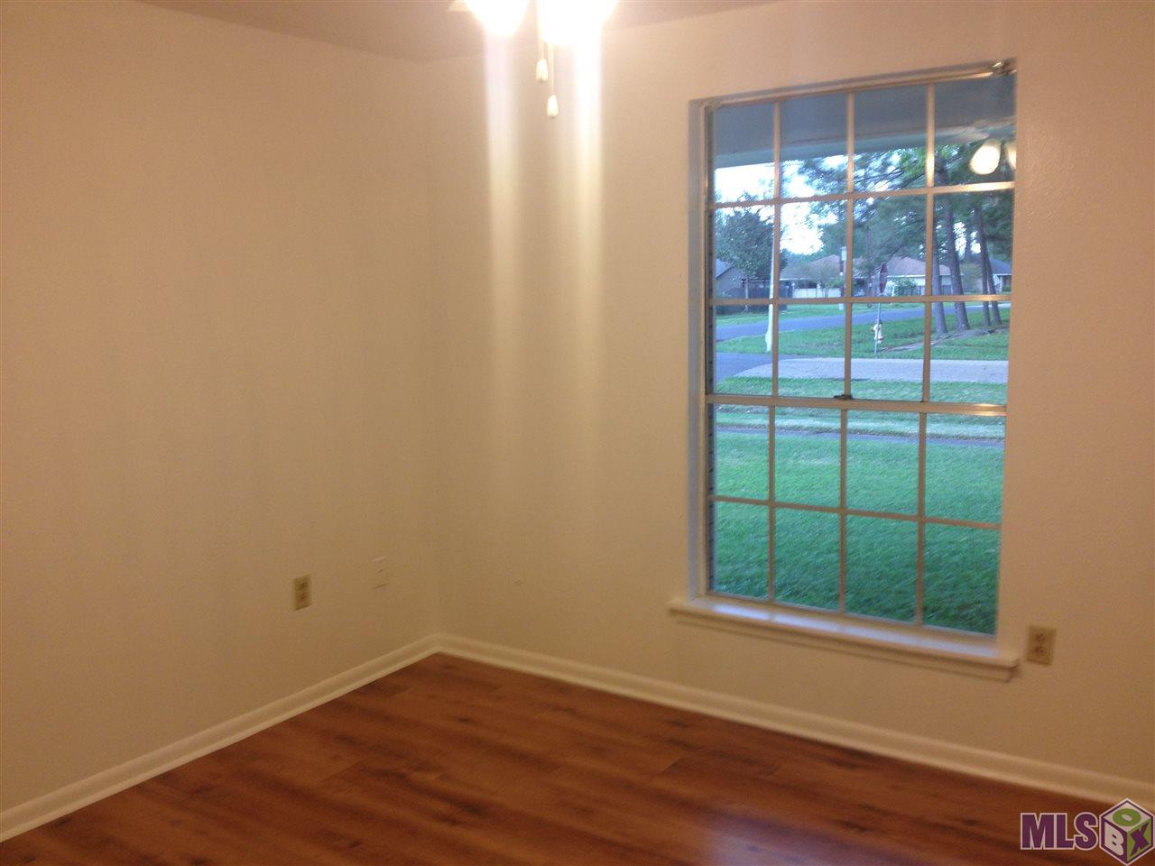 10320 Ridgely Drive Baton Rouge, LA 70809 - Photo 10 of 22