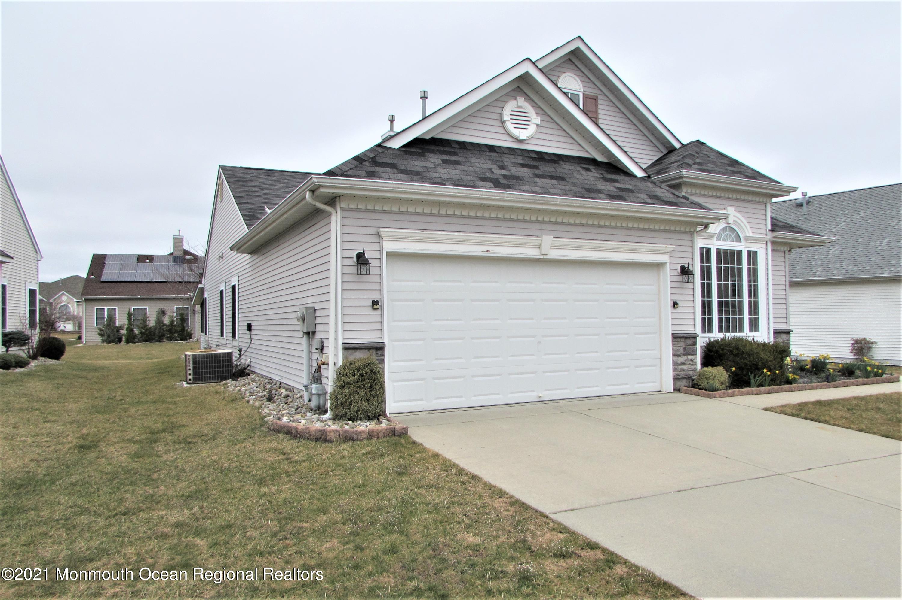 35 Pancoast Road Waretown, NJ 08758 - Photo 2 of 30 IMG_3408 (2)