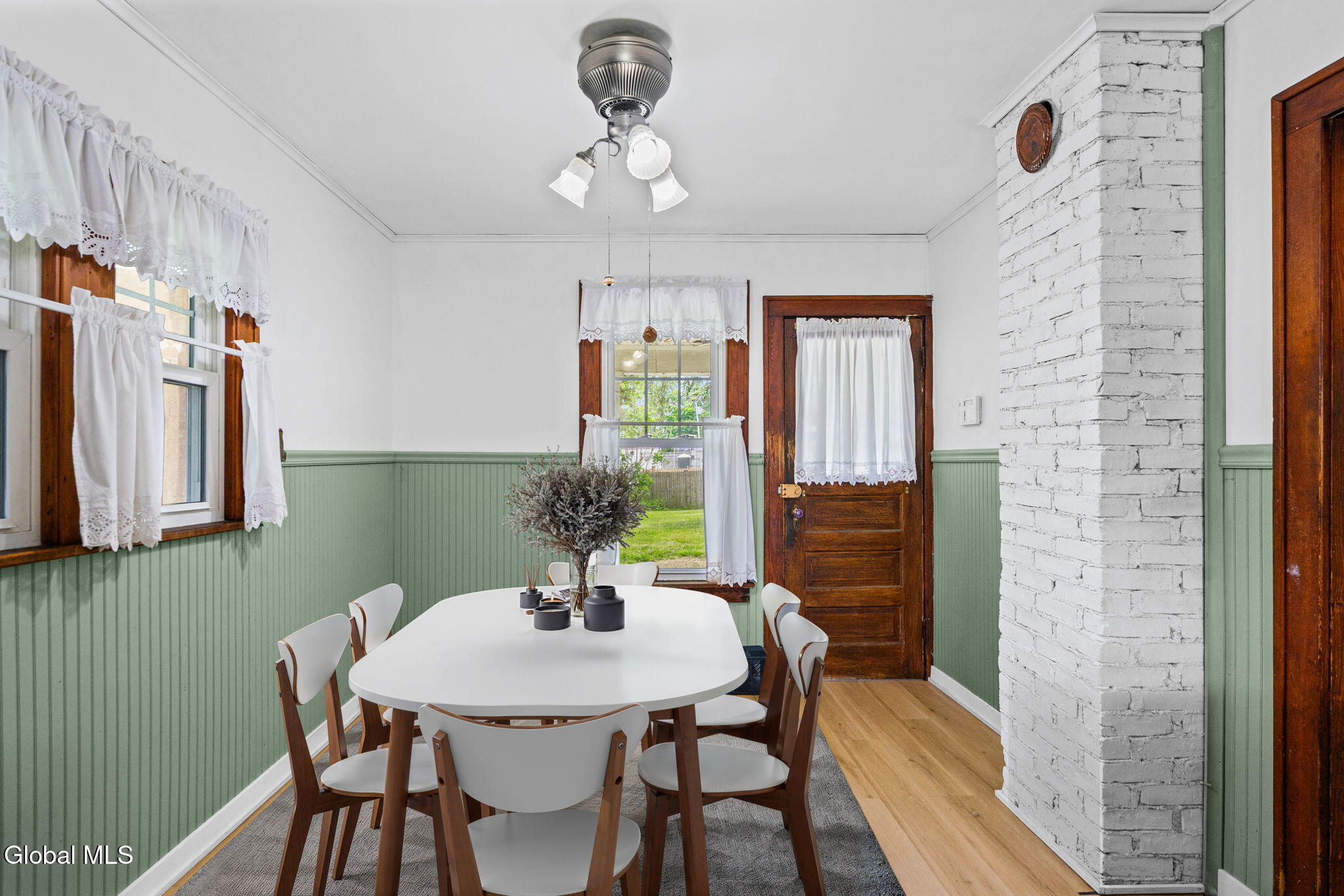 36 New Turnpike Road Troy, NY 12182 - Photo 3 of 20 Dining Room Virtually Staged