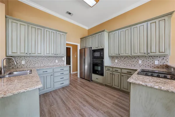 $998,000 | 6398 Dorsey Drive, Athens, TX 75752