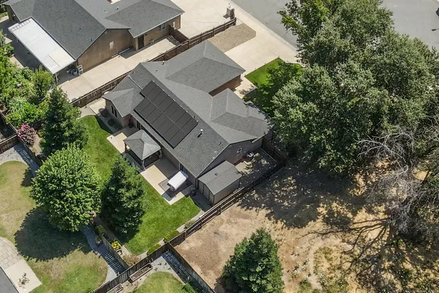 $395,000 | 3502 Humbug Drive, Anderson, CA 96007